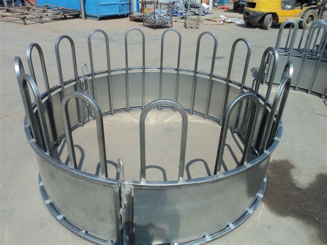 Sheeted Hay Feeder Round Bale