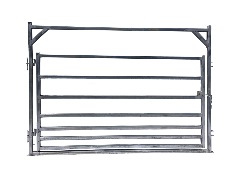 Gate in frame 3.1m wide x 2.1m high